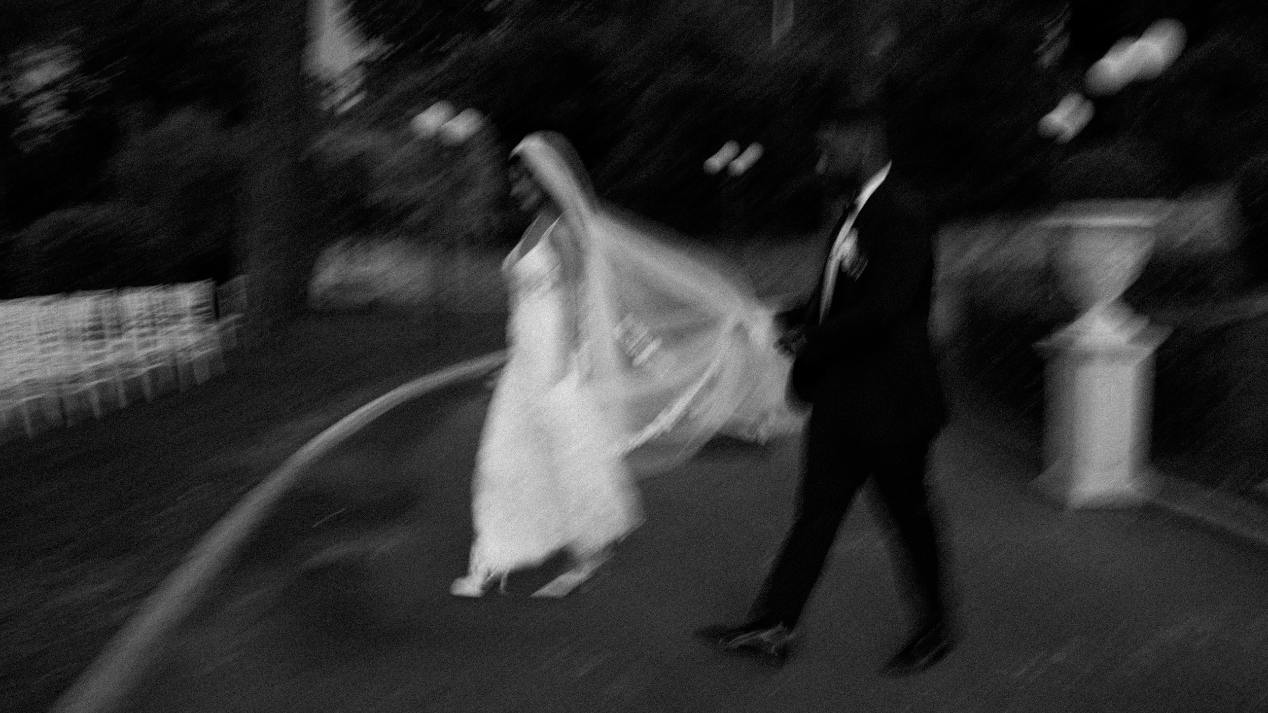 Wedding photography by Stefano Destro is for the wildly in love